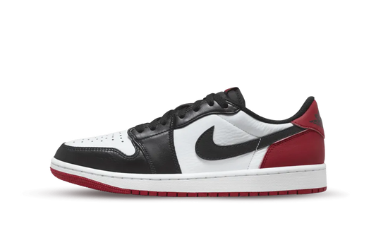 Altrimenti nota come Jordan 1 Low "Black Toe", questa è un tributo appropriato a una delle prime Air Jordan 1 High. Quella colorazione, rilasciata nel 1985, rimane una delle più iconiche nella storia di Jumpman.