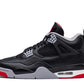 La classica OG Air Jordan 4 "Bred" è reinventata con materiali completamente nuovi. La tomaia sostituisce il tradizionale nabuk con la pregiata pelle martellata nero corvino. I pannelli in rete traspirante sono disponibili in nero abbinato, con tocchi di grigio chiaro sulle corone di pizzo. 