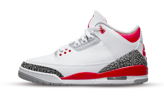 Il modello Air Jordan 3 OG Fire Red è stato progettato per essere il più simile possibile al modello rilasciato alla fine degli anni '80. Dotato di tomaia in pelle granulata e parafango in pelle liscia, utilizza i colori base di questo modello: bianco, rosso e nero. Il motivo del mitico elefante è presente sul rinforzo del tallone e sull'avampiede. A differenza delle versioni 2007 e 2013, il logo Nike Air originale è presente sul tallone e non sul Jumpman.