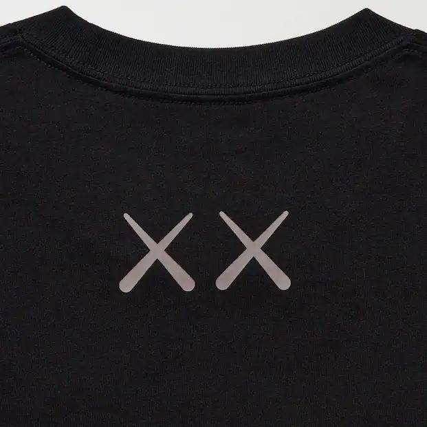 KAWS x Uniqlo Graphic T-Shirt Black